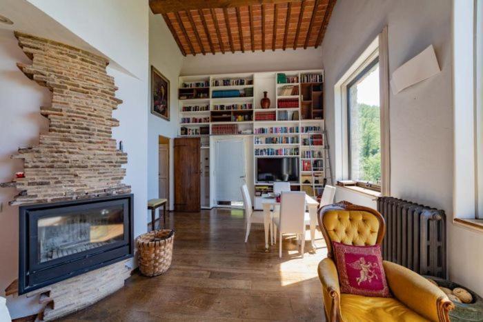 Villa Ancora Tenuta Lonciano Gualdo  外观 照片